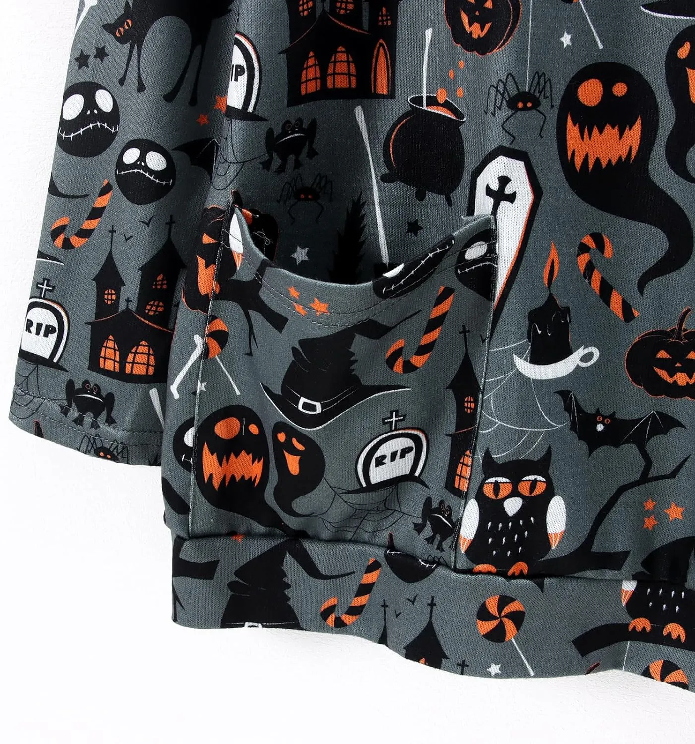 BOUTIKOME Womens Halloween Pumpkin Sweatshirt Black Cat Long Sleeve Crewneck Pullover Shirts with Pocket Tunic Tops